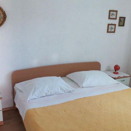 Apartments Janja - Terrace Sea View Nečujam Dış mekan fotoğraf